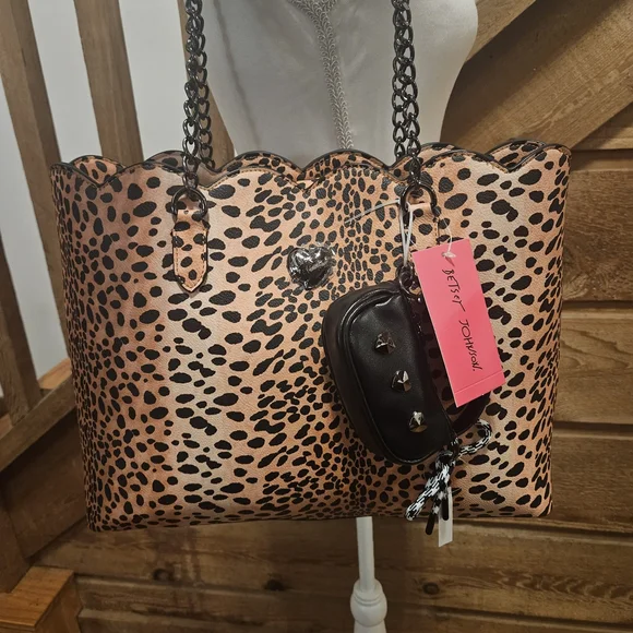 Betsey Johnson Leopard Print Tote with Black Details - Picture 1 of 8